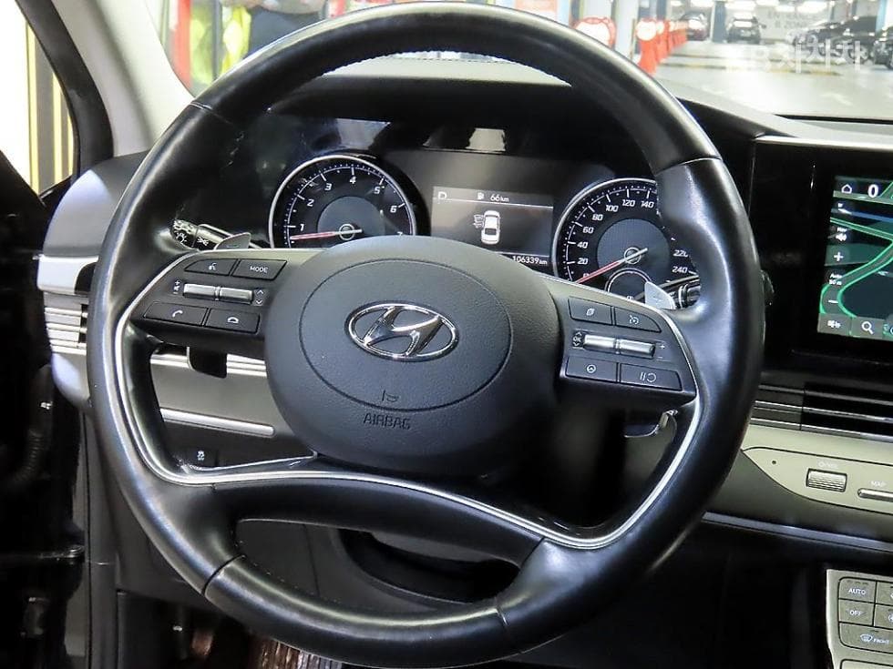 Hyundai The New (facelift) Grandeur (Azera)2.5 Premium - 8