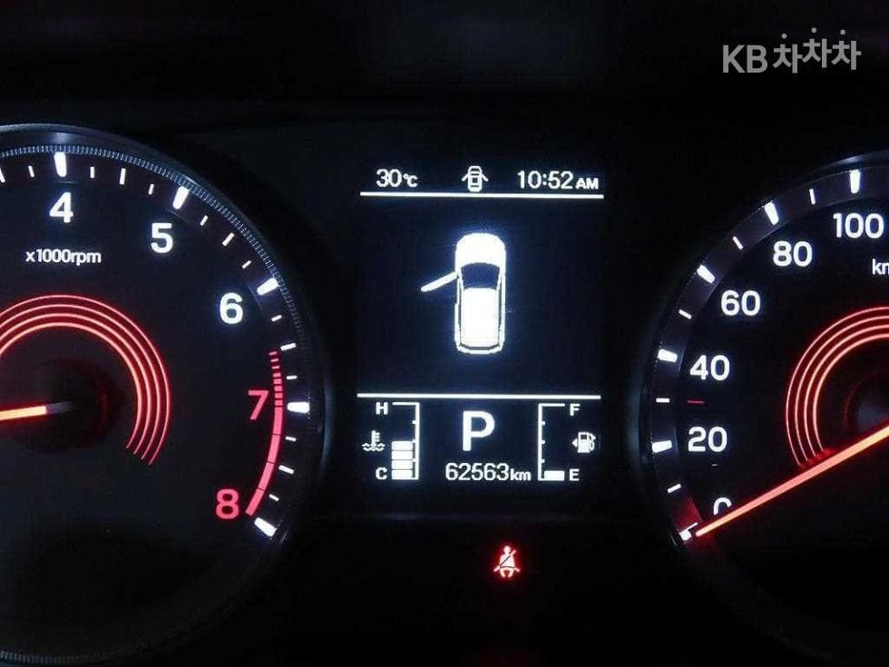 KG Mobility 뷰티플 코란도1.5 GDi Turbo 2WD C5 Plus - 9