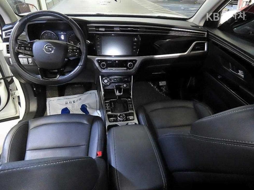 KG Mobility 뷰티플 코란도1.5 GDi Turbo 2WD C5 Plus - 10