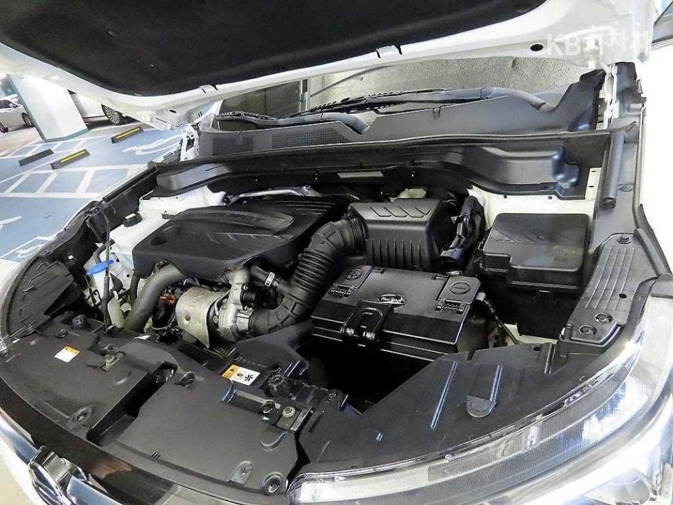 KG Mobility 뷰티플 코란도1.5 GDi Turbo 2WD C5 Plus - 19
