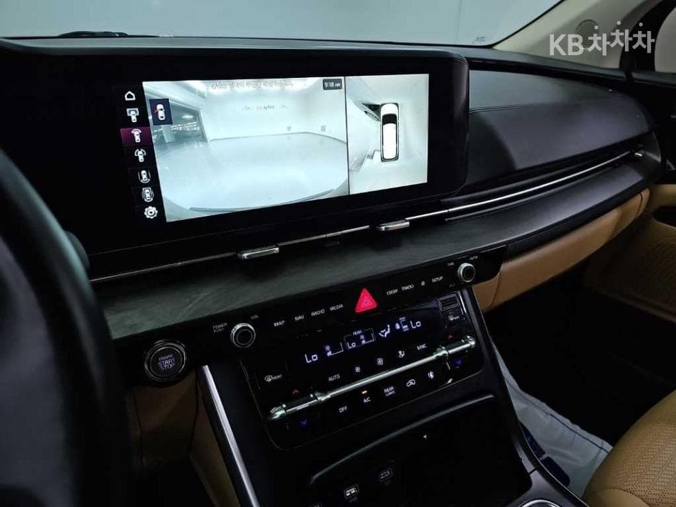 Kia Carnival 4th generationD2.2 9-seater Prestige - 10