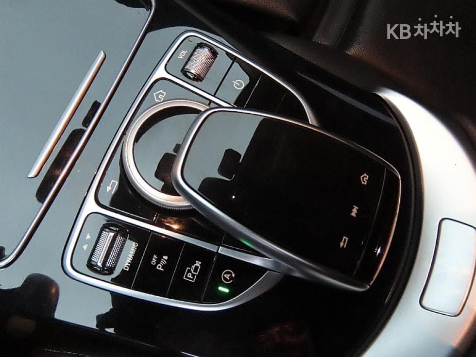 Mercedes-Benz The New (фейслифт) C-КласC200 W205 - 14
