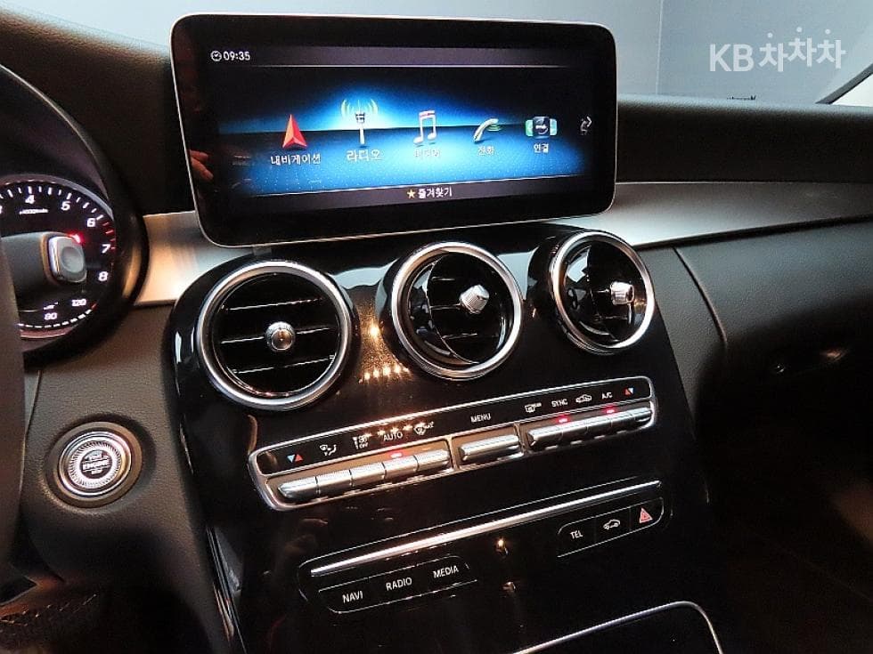 Mercedes-Benz The New (фейслифт) C-КласC200 W205 - 17