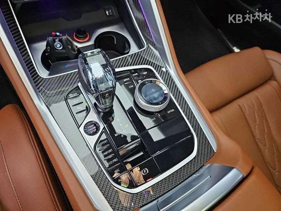 BMW X6(G06)M50i Standard - 8