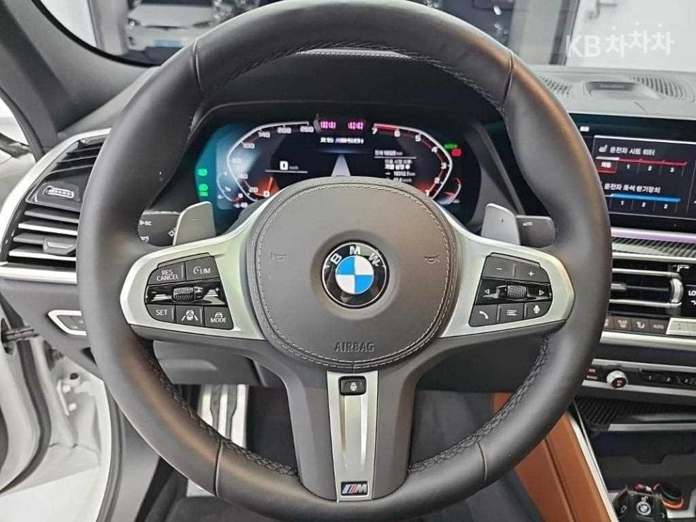 BMW X6(G06)M50i Standard - 9