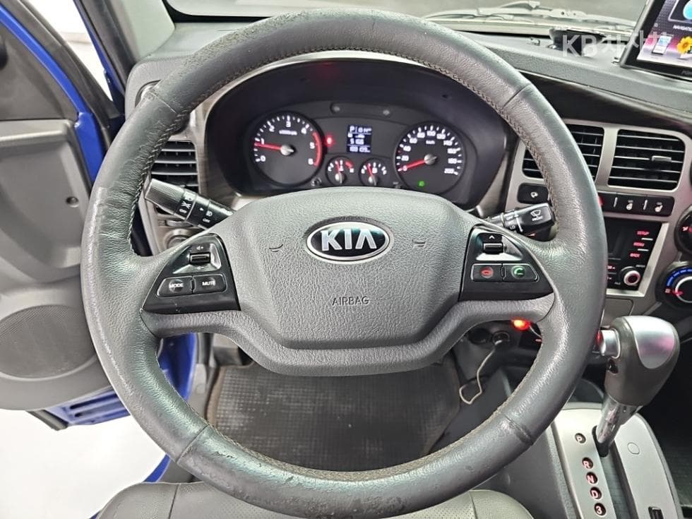 Kia Bongo 3 (light truck)1 Ton Extra Long Double Cab CRDi - 8