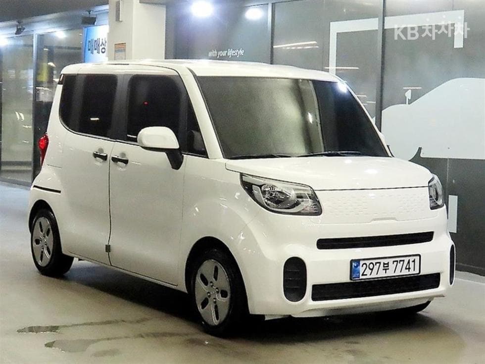 Киа The New (фейслифт) Рей (ван) Ван 1.0 Бензин Ван 2-местен Престиж - Image 1