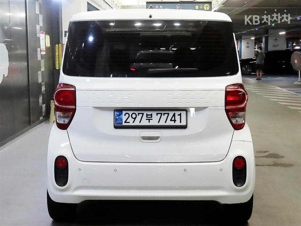 Киа The New (фейслифт) Рей (ван) Ван1.0 Бензин Ван 2-местен Престиж - 5