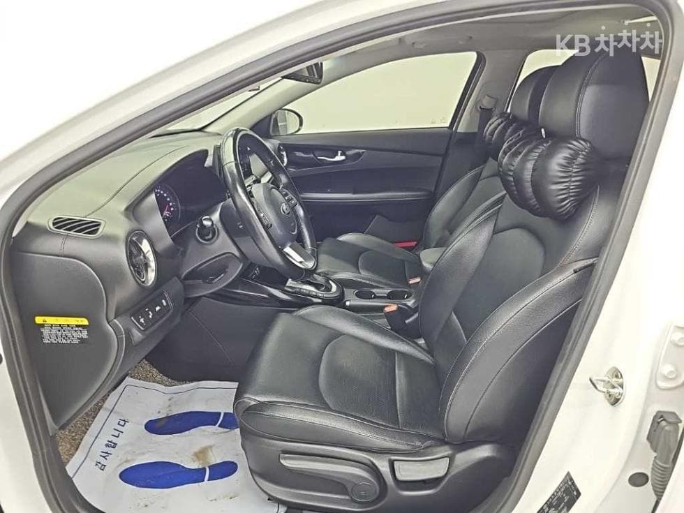 Kia All New K31.6 Gasoline Noblesse - 11