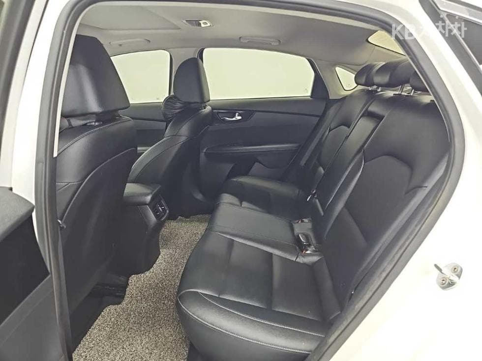 Kia All New K31.6 Gasoline Noblesse - 12