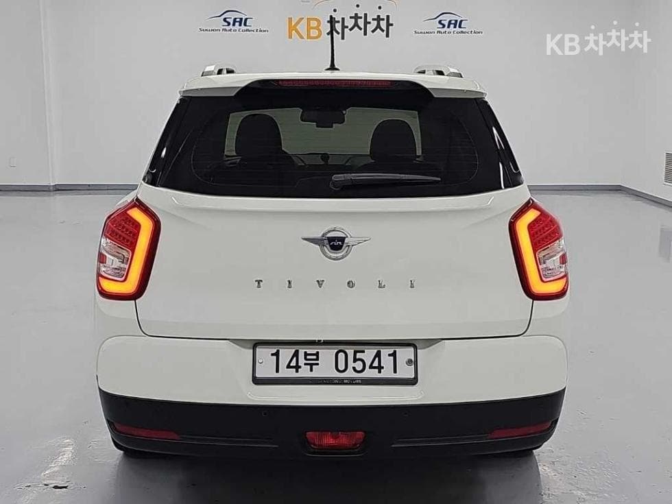 KG Mobility Tivoli Air2WD IX - 3