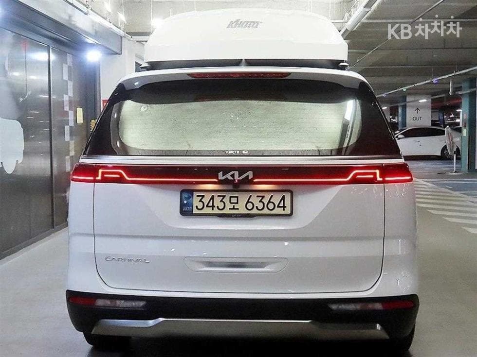 Kia Carnival 4th generationD2.2 9-seater Noblesse - 5