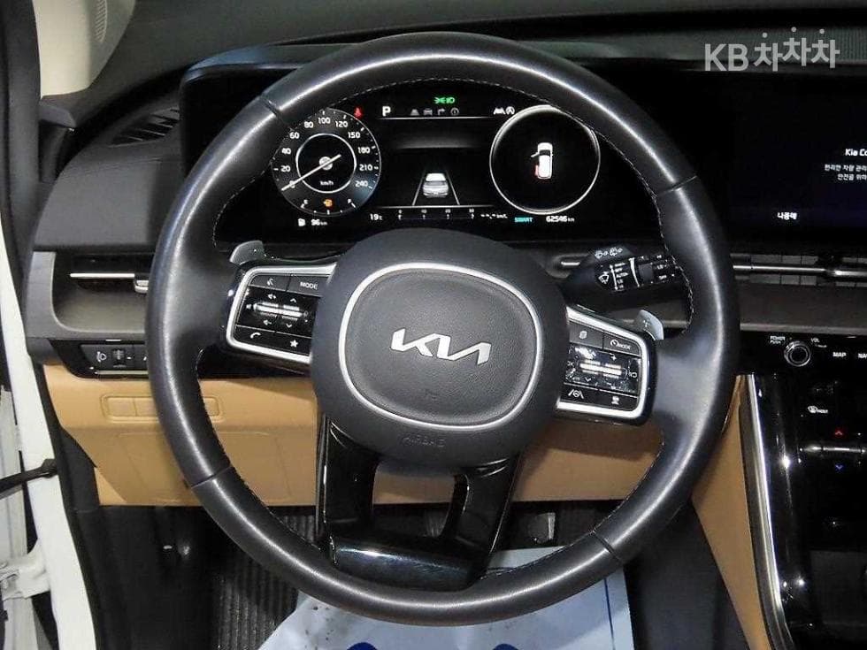 Kia Carnival 4th generationD2.2 9-seater Noblesse - 8