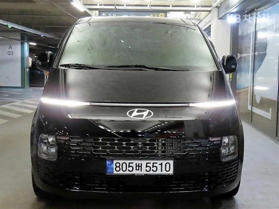 Hyundai Staria Cargo 2.2 Cargo 5 Modern - Image 1