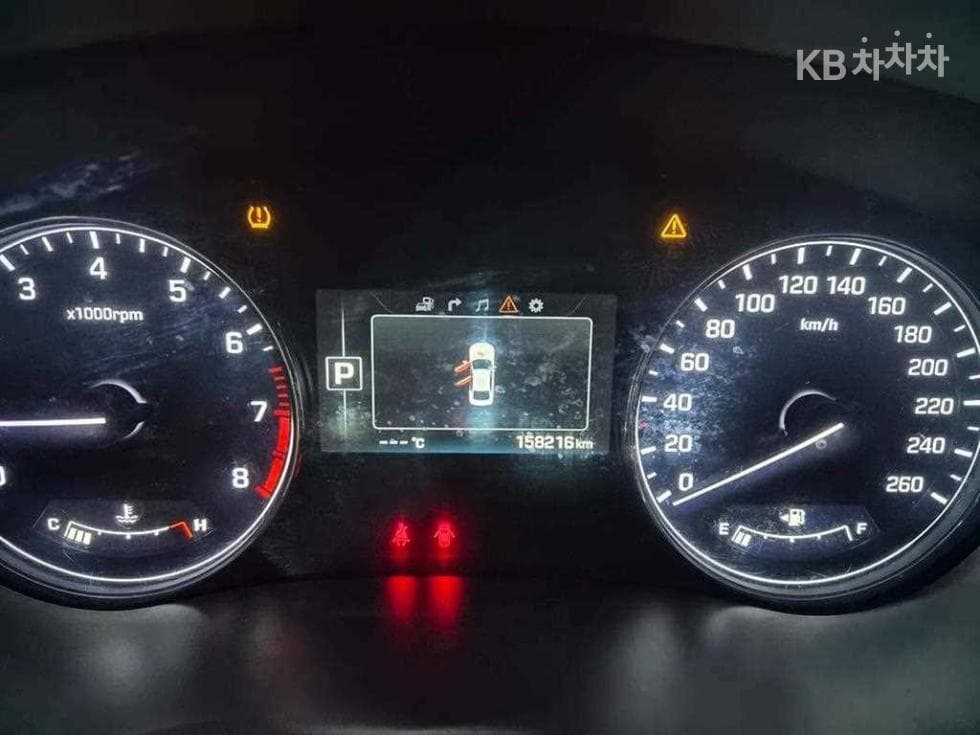Hyundai GenesisDHG330 Premium AWD - 13