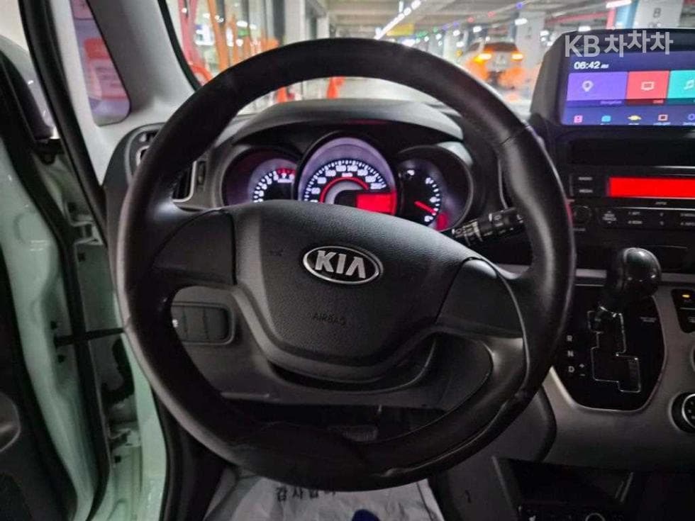 Kia Ray (van)1.0 Gasoline Luxury - 8