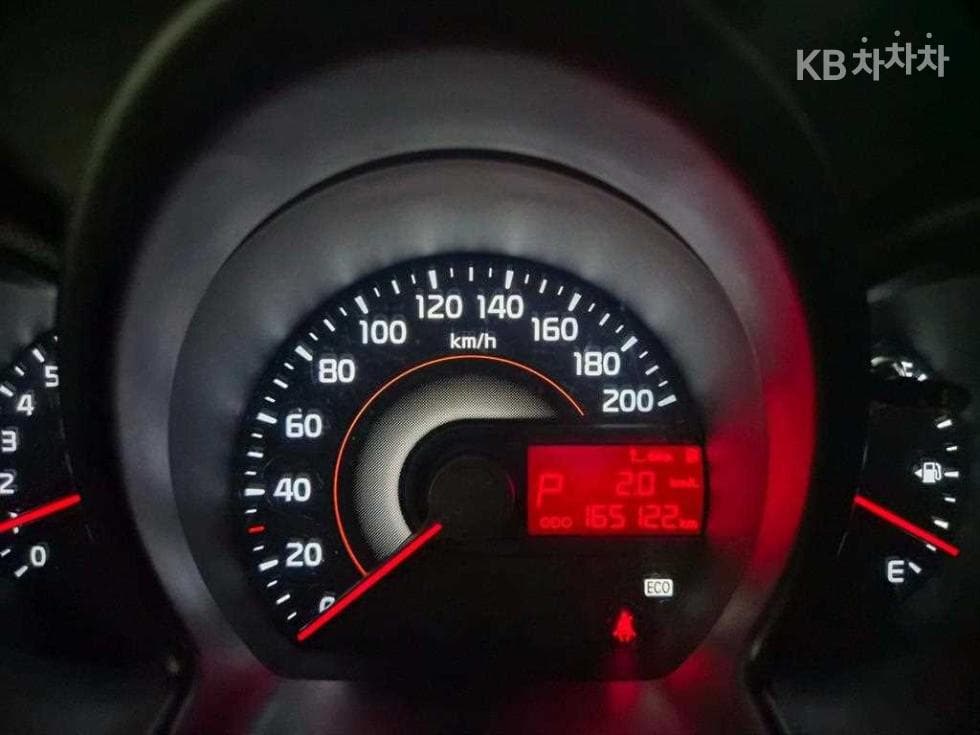 Kia Ray (van)1.0 Gasoline Luxury - 9