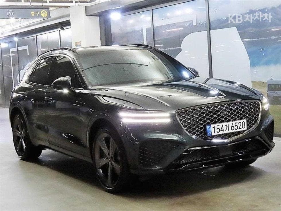 Genesis GV70 Gasoline 2.5T AWD - Image 1