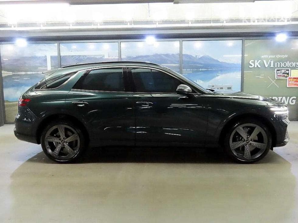 Genesis GV70Gasoline 2.5T AWD - 3