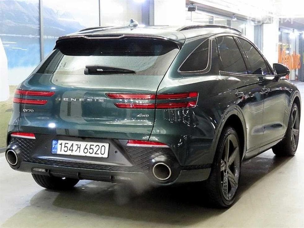 Genesis GV70Gasoline 2.5T AWD - 4