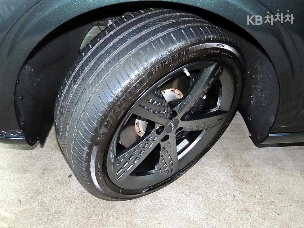 Genesis GV70Gasoline 2.5T AWD - 20