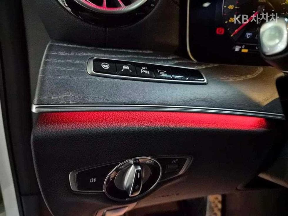 Mercedes-Benz CLS클래스(C257)CLS400d 4MATIC Standard - 12