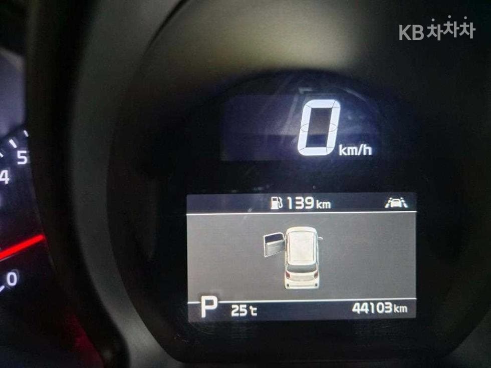 Kia The New (facelift) Ray (van)1.0 Gasoline Signature - 9