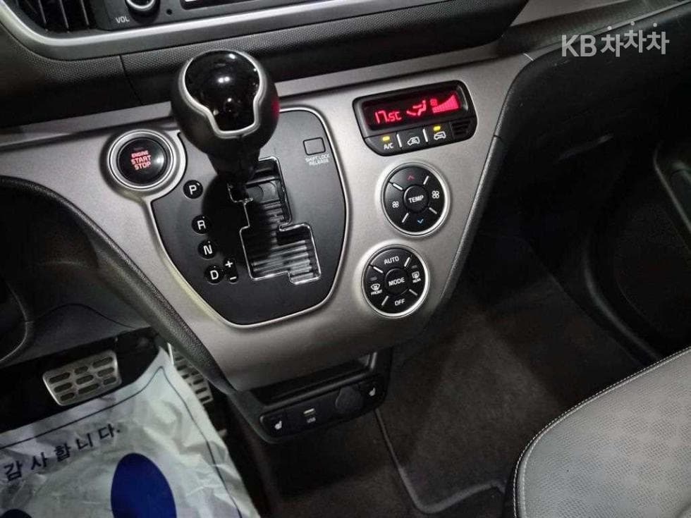Kia The New (facelift) Ray (van)1.0 Gasoline Signature - 11