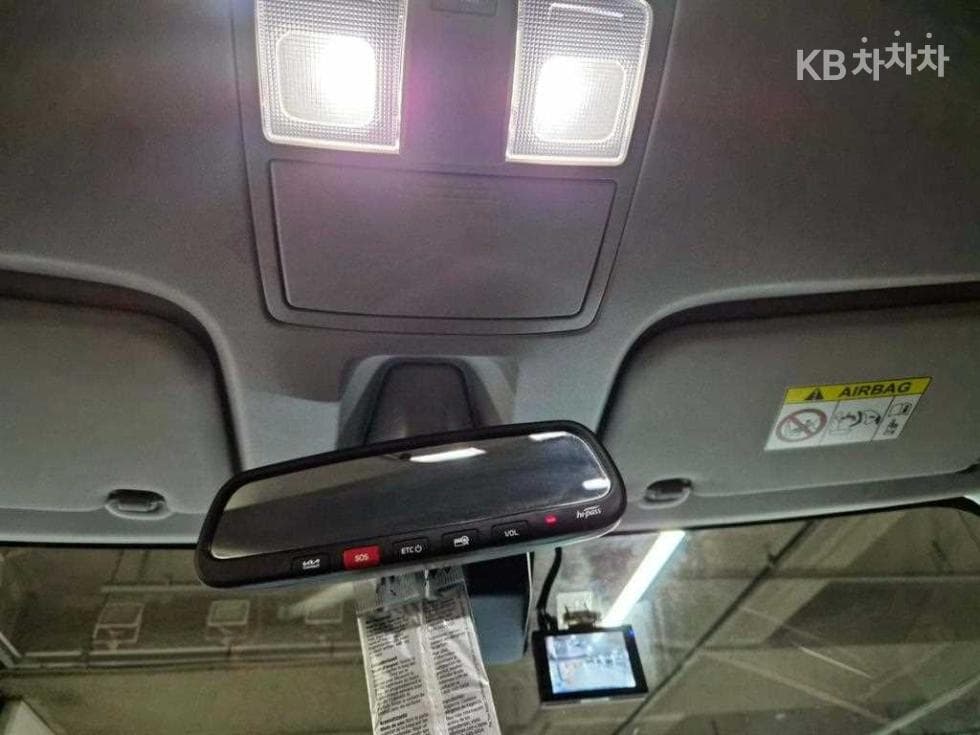 Kia The New (facelift) Ray (van)1.0 Gasoline Signature - 18