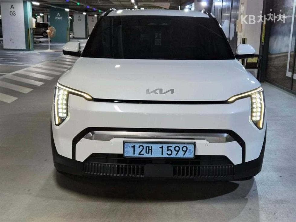Kia EV3Long Range 2WD 어스 - 2