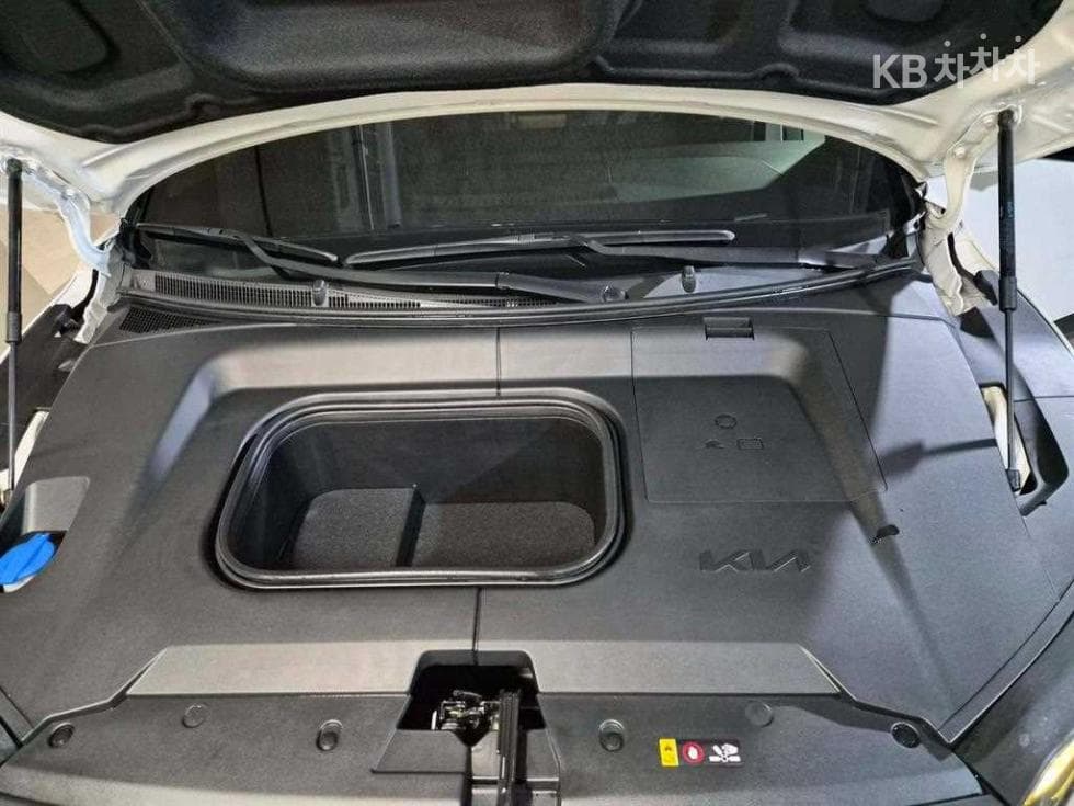 Kia EV3Long Range 2WD 어스 - 19