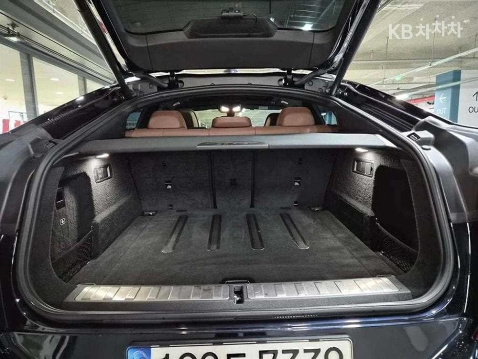 BMW X6(G06)xDrive 40i M Sport Package - 18