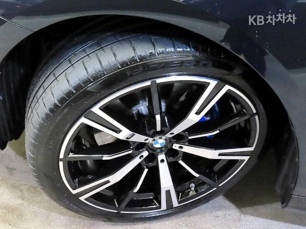 BMW New5 Series(G60)530i xDrive M Sport - 20