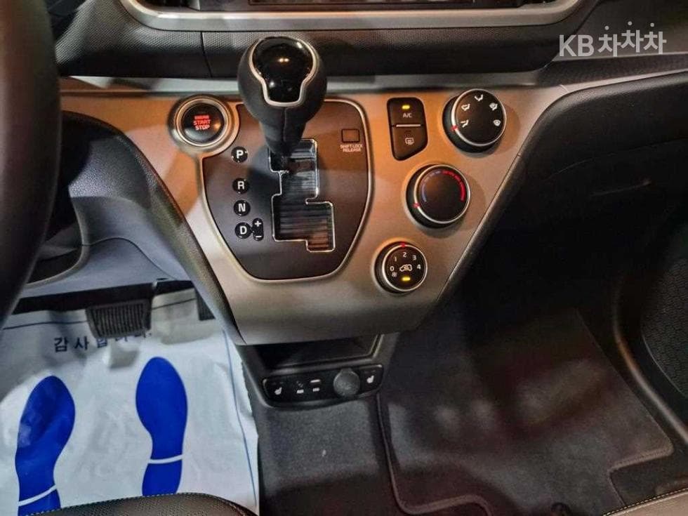 Kia The New (facelift) Ray (van)1.0 Gasoline Luxury - 11