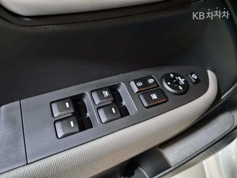Kia The New (facelift) Ray (van)1.0 Gasoline Luxury - 12