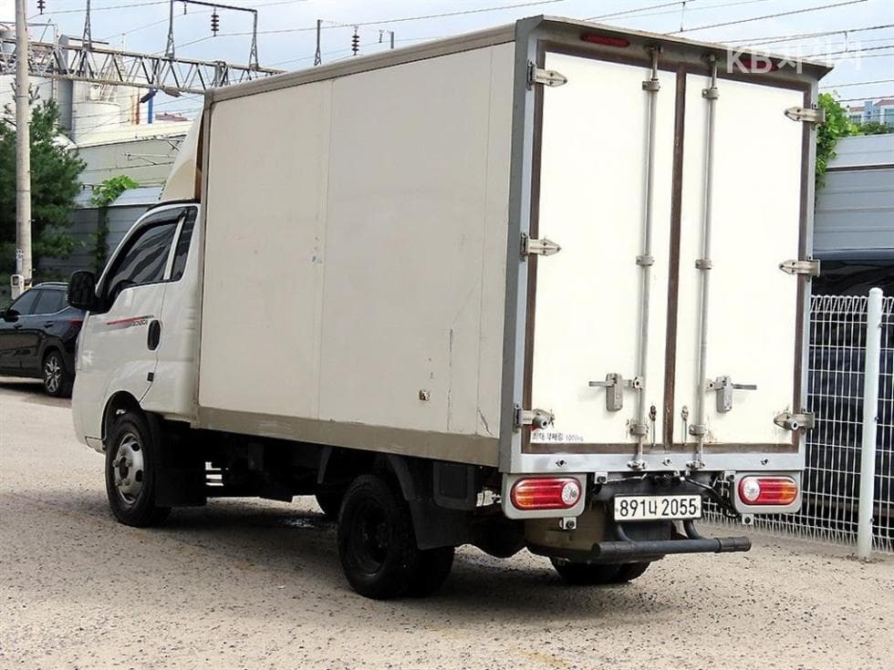 Kia The New (facelift) Bongo 3 (light truck)LPG Box Truck 1.2Ton 하이 King Cab Extra Long GL - 3