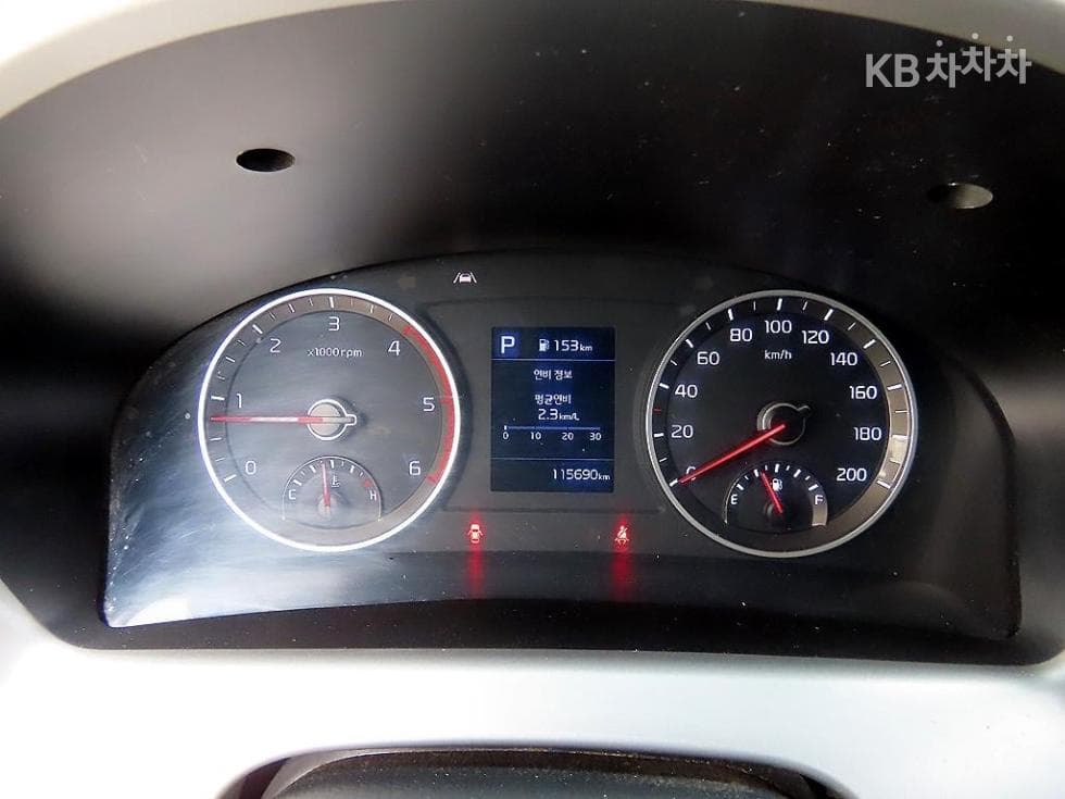 Kia The New (facelift) Bongo 3 (light truck)LPG Box Truck 1.2Ton 하이 King Cab Extra Long GL - 9