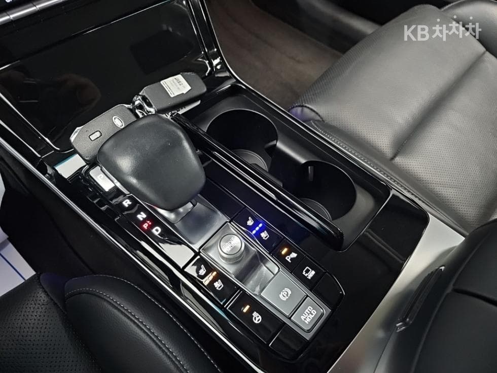 Kia K7 Premiere2.5 GDi Noblesse - 8