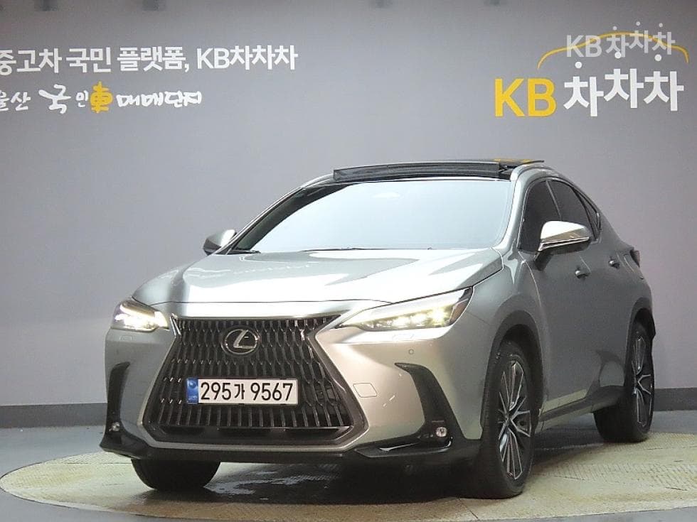 Lexus NX (Lexus SUV)(AZ20) 350h Luxury - Image 1