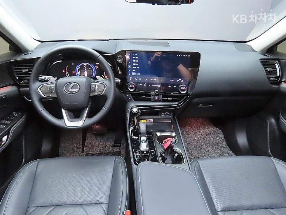 Lexus NX (Lexus SUV)(AZ20)350h Luxury - 6