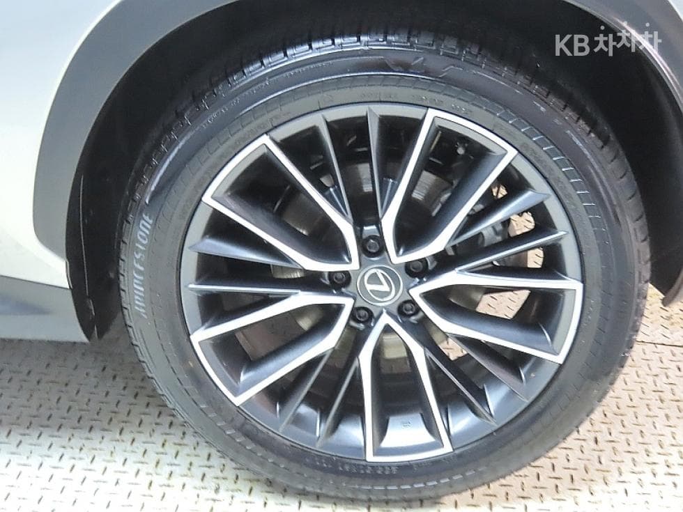 Lexus NX (Lexus SUV)(AZ20)350h Luxury - 20