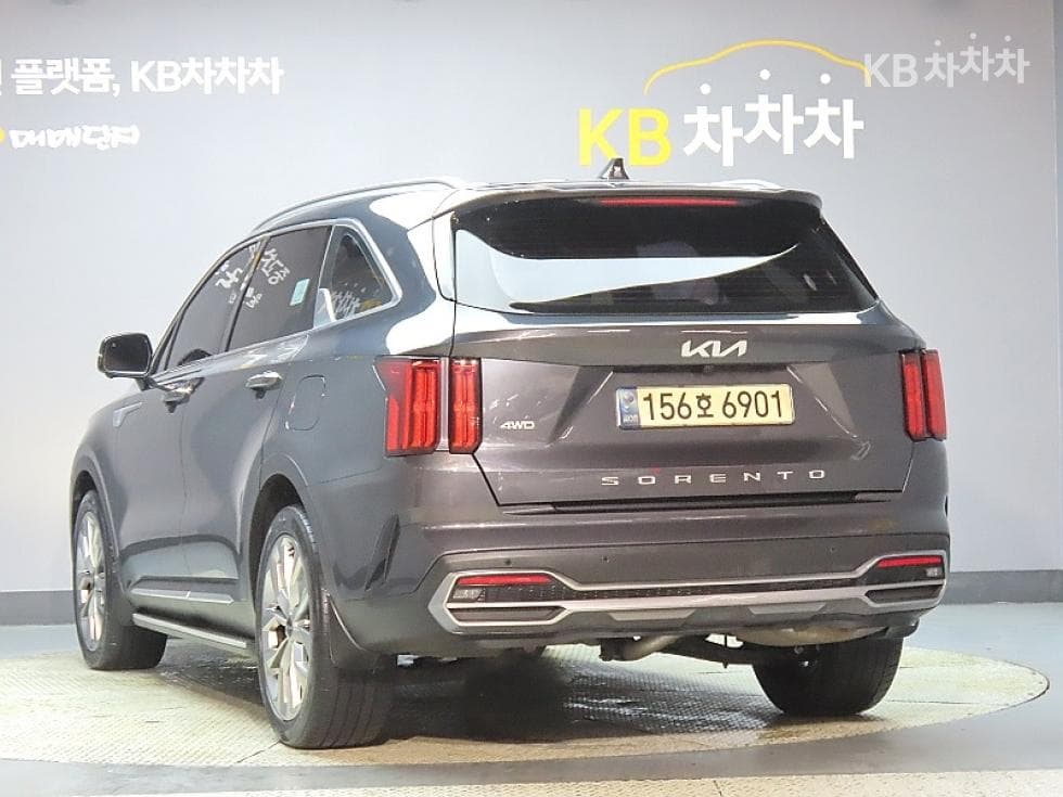 Киа Sorento 4-то поколение2.2 Дизел 4x4 Signature - 4