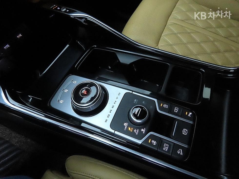 Киа Sorento 4-то поколение2.2 Дизел 4x4 Signature - 9