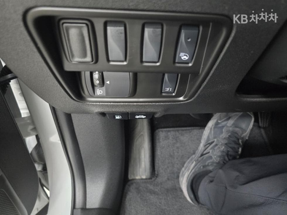 Рено Корея Нов QM62.0 LPe 2WD LE - 13