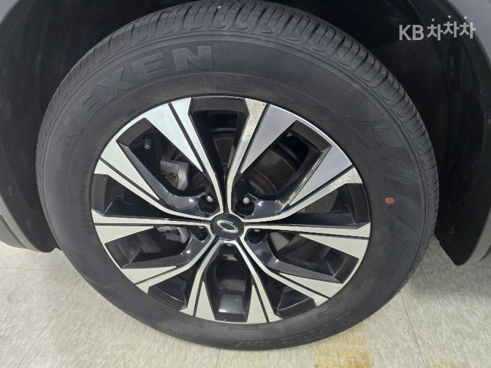 Рено Корея Нов QM62.0 LPe 2WD LE - 19