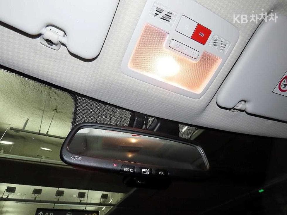 Хюндай Каспър1.0 Турбо Бензин 디 에센셜 - 17