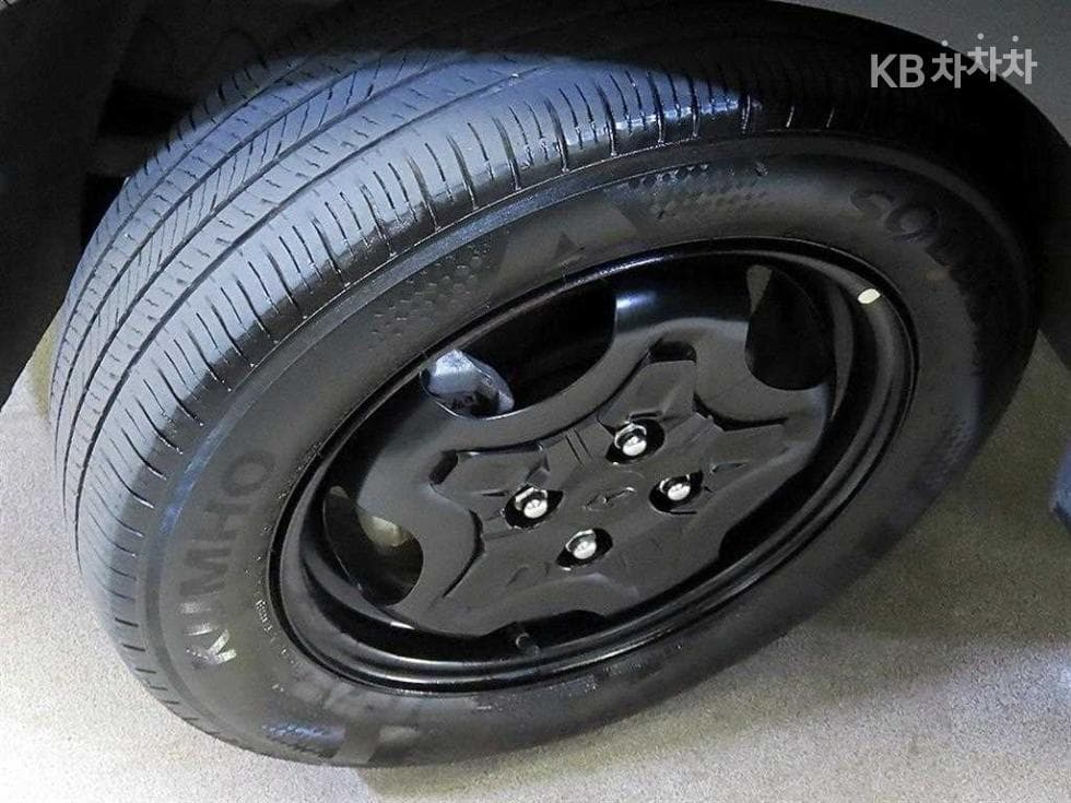 Хюндай Каспър1.0 Турбо Бензин 디 에센셜 - 20