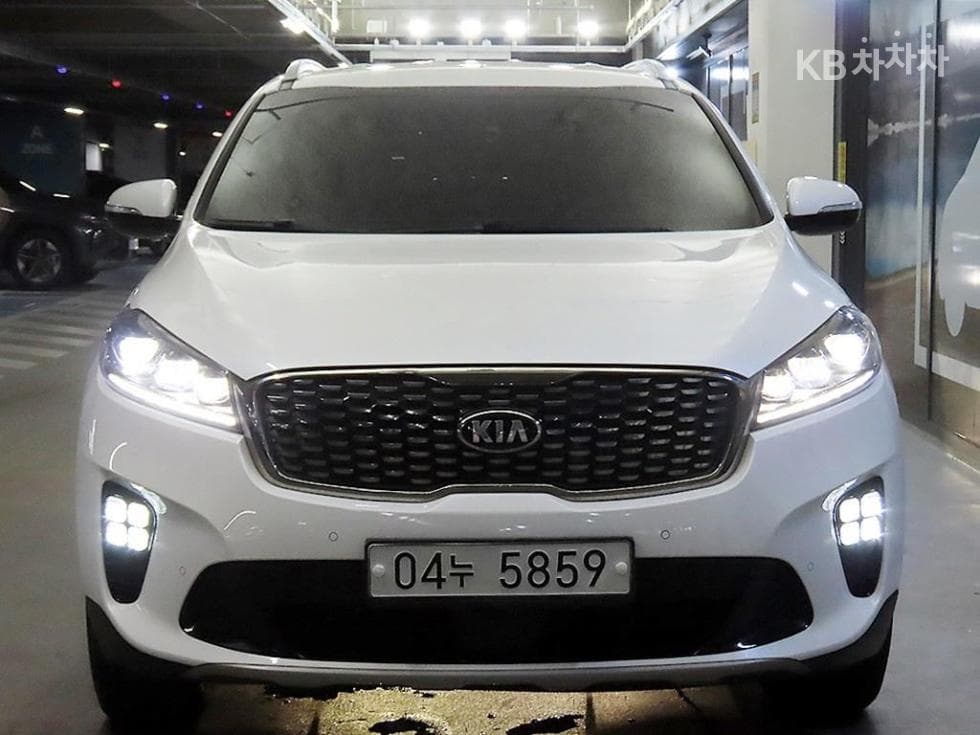 Киа The New (фейслифт) Sorento2.0 Дизел 2WD Noblesse - 2