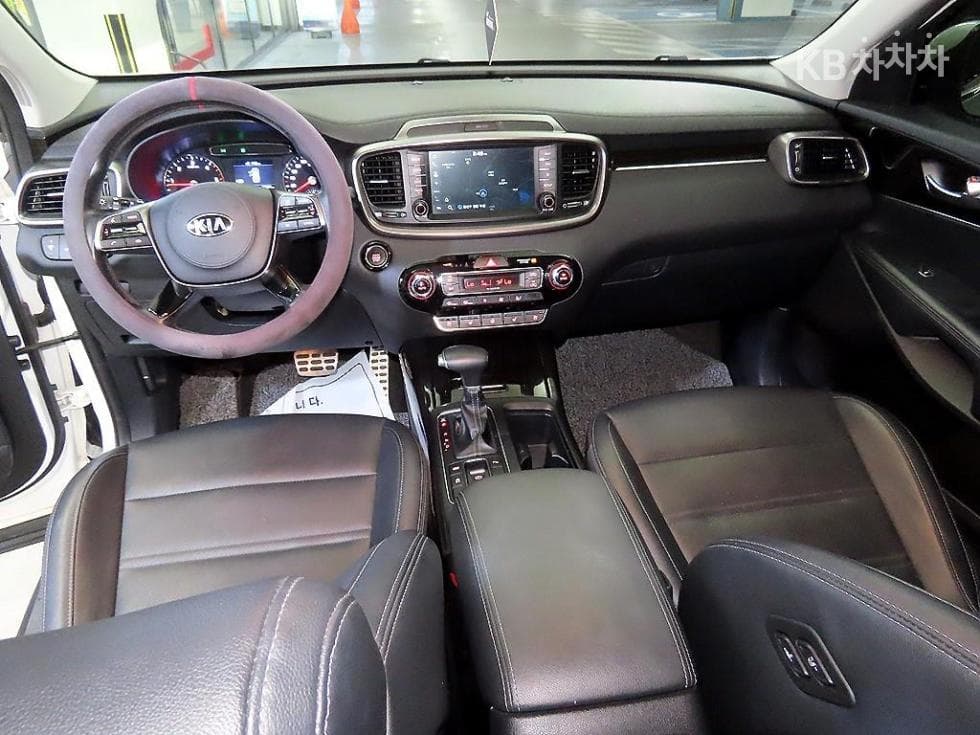 Киа The New (фейслифт) Sorento2.0 Дизел 2WD Noblesse - 10