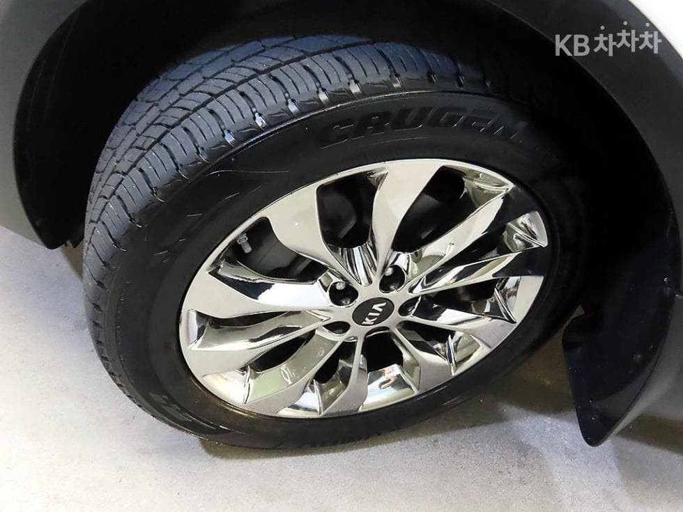 Киа The New (фейслифт) Sorento2.0 Дизел 2WD Noblesse - 20